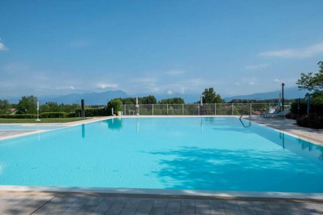 Vittoria Peschiera Apartment ปอนติ ซุล มินโช ภายนอก รูปภาพ