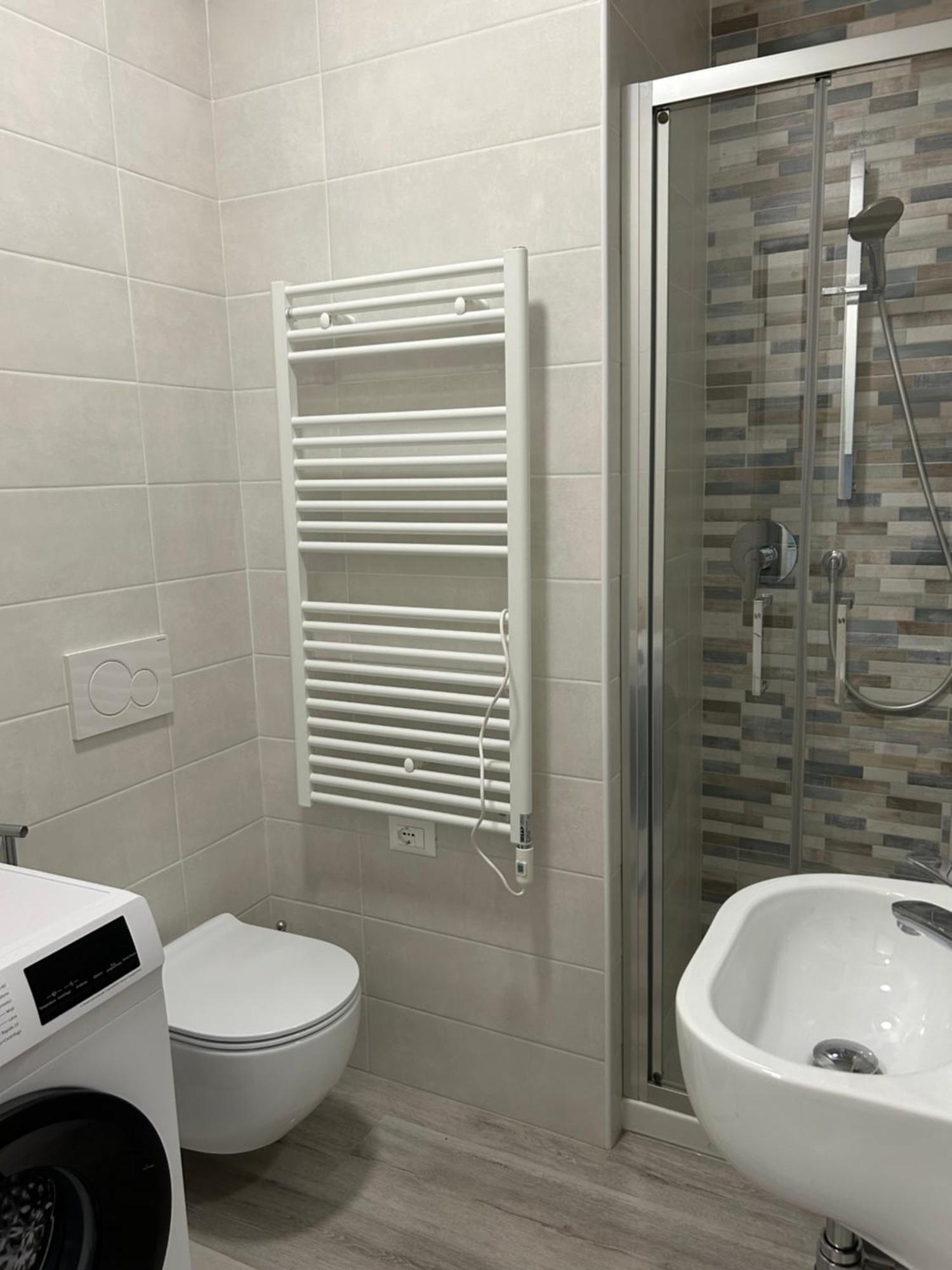 Vittoria Peschiera Apartment ปอนติ ซุล มินโช ภายนอก รูปภาพ