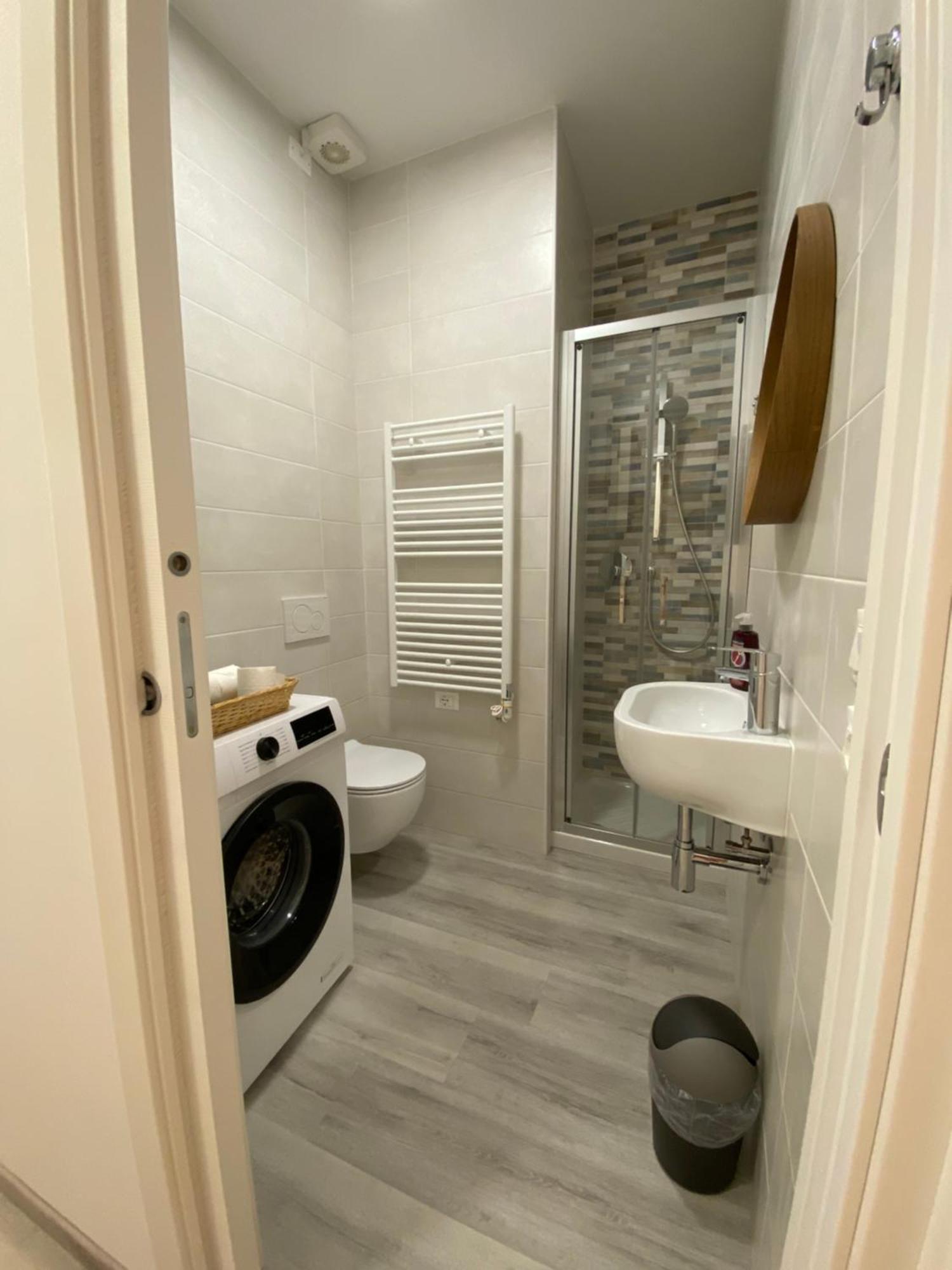 Vittoria Peschiera Apartment ปอนติ ซุล มินโช ภายนอก รูปภาพ